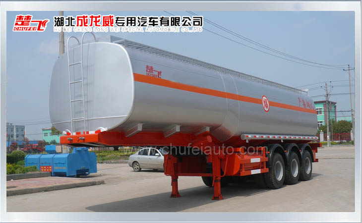 10.8米運(yùn)油半掛車