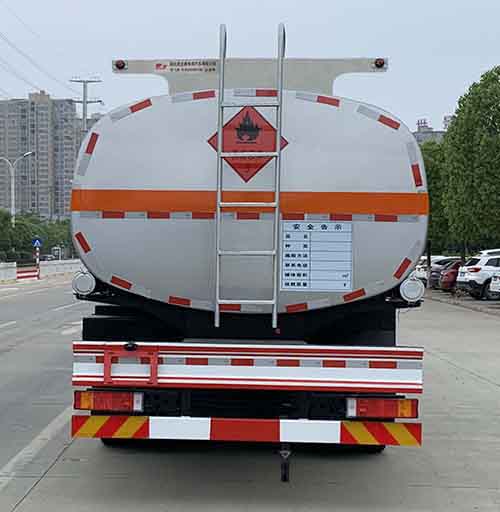 東風(fēng)天龍后雙橋易燃液體罐式運(yùn)輸車