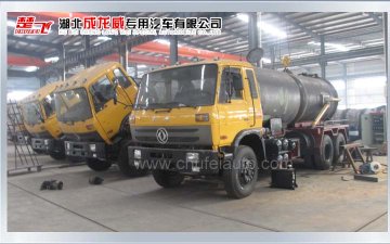 成龍威出口的四臺(tái)高壓清洗帶吸污車(chē)正在緊密制造中