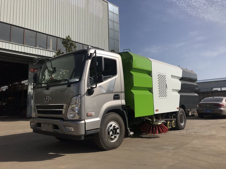 東風(fēng)天錦洗掃車(chē)CLQ5160TXS4D型技術(shù)參數(shù)