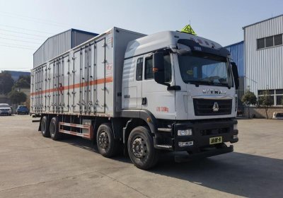 楚飛牌CLQ5320XRY6ZZ型易燃液體廂式運(yùn)輸車